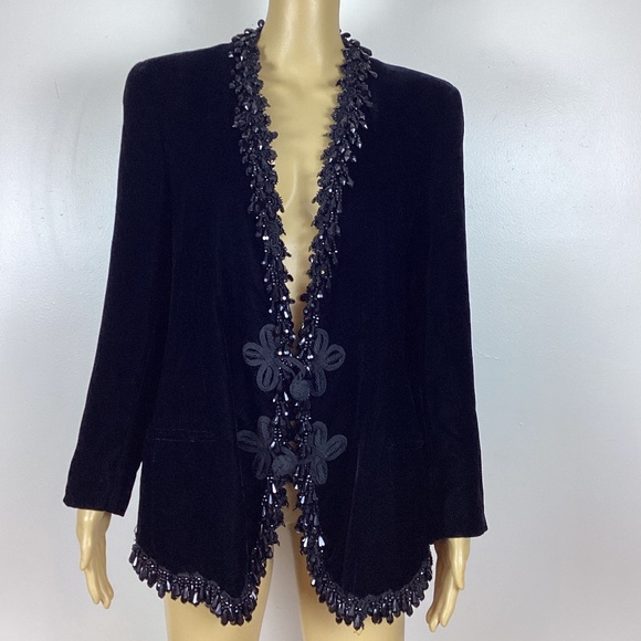 VINTAGE Sahsa Saks 5th Ave  Black Velvet  Beaded  Formal Evening Jacket 12 - Picture 1 of 9